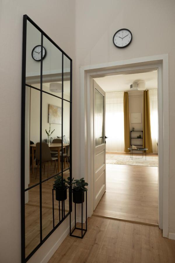 Apartament Square 2 Debreczyn Zewnętrze zdjęcie